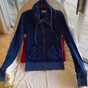 Meeting Group Italian Beautiful Blue Velvet Full Double Zip Logo Top NeverUsed
